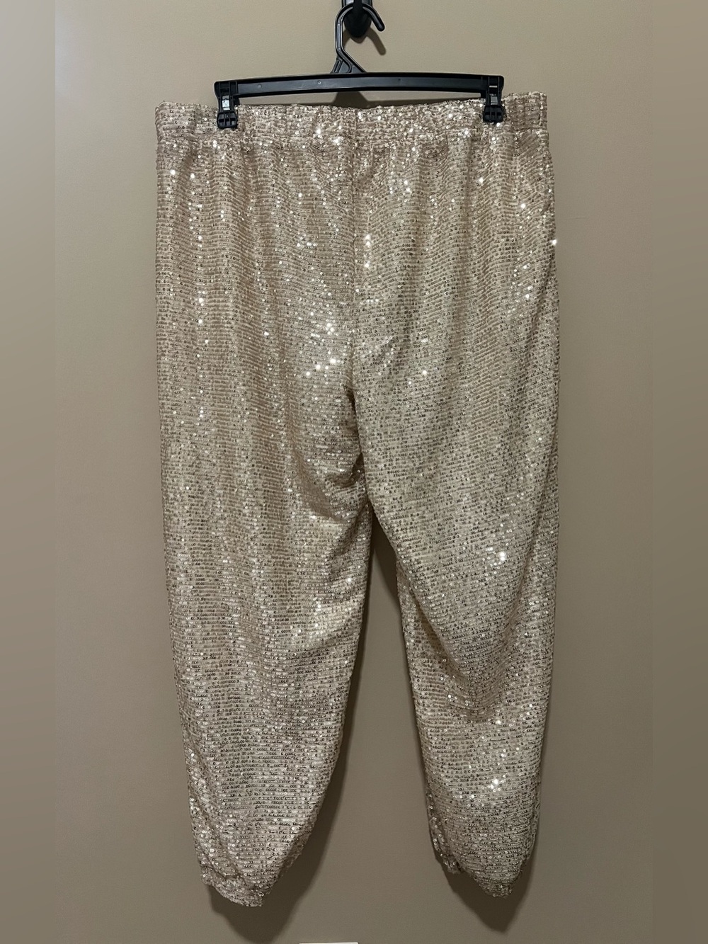 NWT Serra sequin joggers - size XL - Picture 5 of 6